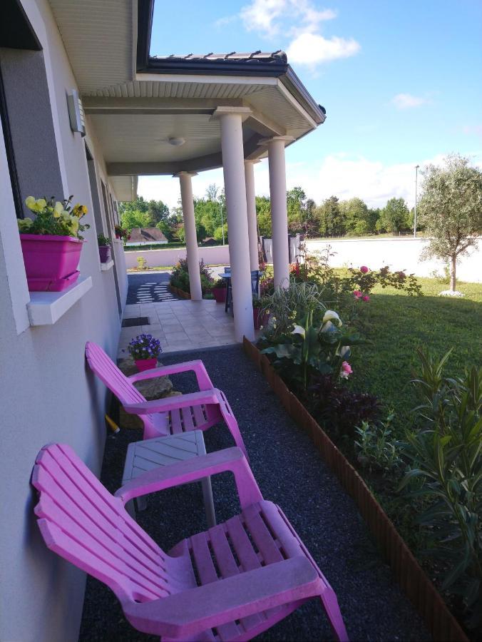 le bonheur à portée de mains Bergerac Exterior foto